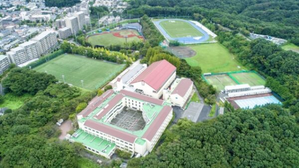 【2025年版】神奈川大学附属中学校の入試傾向と攻略法！科目別対策ガイド